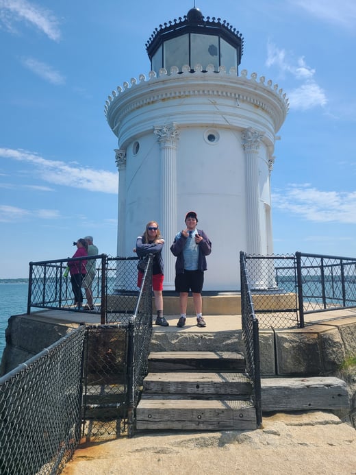 NS AG lighthouse-1